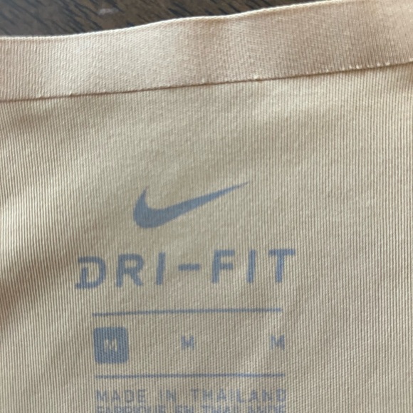 Women’s Nike Dri-Fit Long Sleeved Size M - Picture 6 of 9